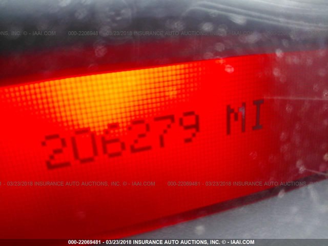 2G2WP522851125510 - 2005 PONTIAC GRAND PRIX SILVER photo 7