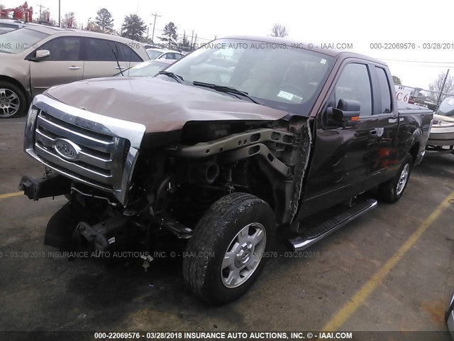 1FTFX1CFXCFC17875 - 2012 FORD F150 SUPER CAB BROWN photo 2