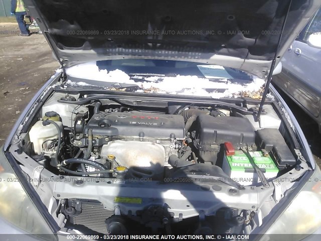 4T1BE32KX4U869533 - 2004 TOYOTA CAMRY LE/XLE/SE SILVER photo 10