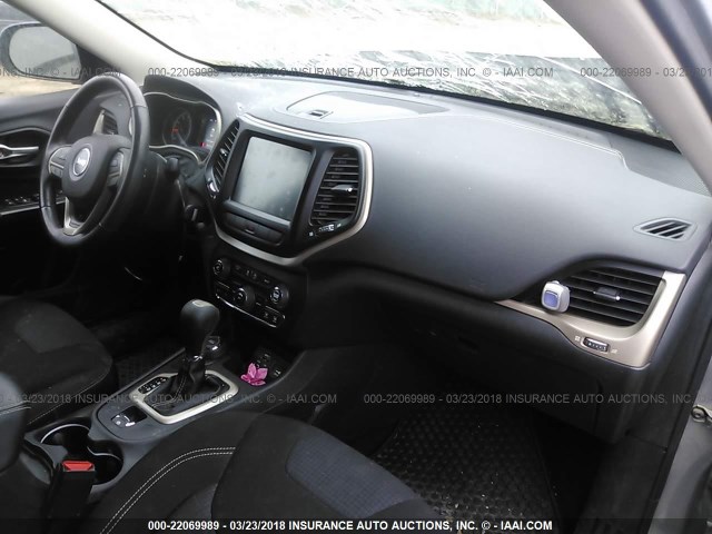 1C4PJMCS4FW555510 - 2015 JEEP CHEROKEE LATITUDE Gümüş foto 5