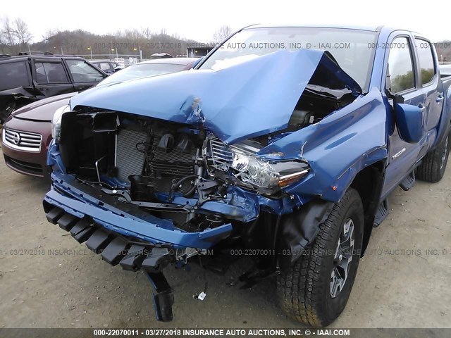 3TMCZ5AN1HM096563 - 2017 TOYOTA TACOMA DBL CAB/SR/TRDSPT/OR/PRO Mavi foto 6