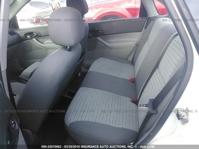 1FAFP34N77W295270 - 2007 FORD FOCUS ZX4/S/SE/SES 白色 照片 8