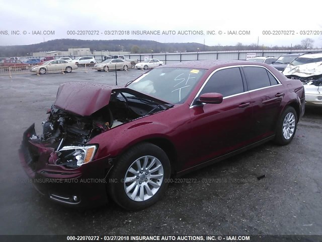 2C3CCAAG3EH140802 - 2014 CHRYSLER 300 MAROON photo 2