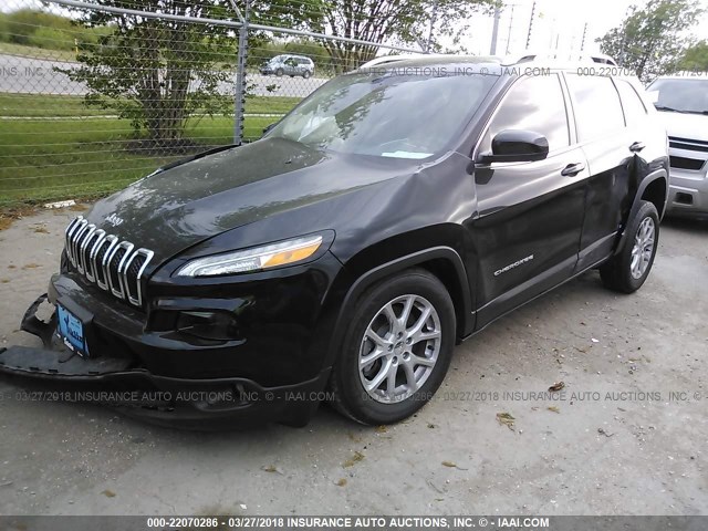 1C4PJLLB0JD542610 - 2018 JEEP CHEROKEE LATITUDE PLUS BLACK photo 2