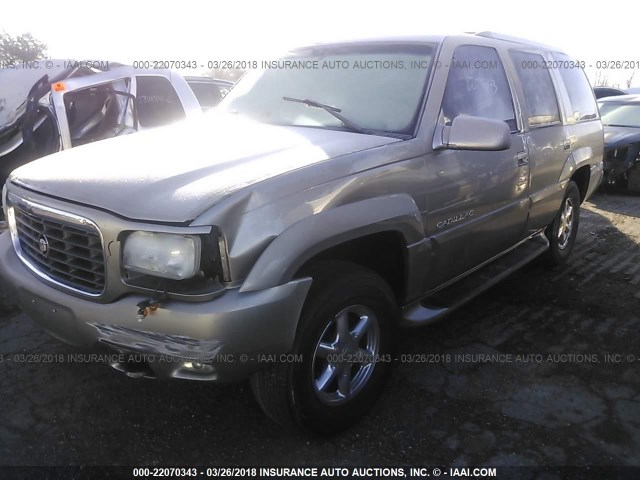 1GYEK63R4YR227951 - 2000 CADILLAC ESCALADE LUXURY ოქროსფერი ფოტო 2