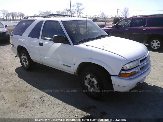 1GNCT18X24K117964 - 2004 CHEVROLET BLAZER WHITE photo 1