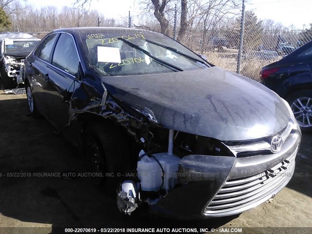 4T4BF1FK6GR526806 - 2016 TOYOTA CAMRY LE/XLE/SE/XSE BLACK photo 1