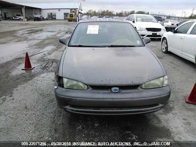 1Y1SK5281XZ425540 - 1999 CHEVROLET GEO PRIZM LSI BROWN photo 6