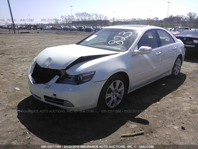 JH4KB2F62AC001823 - 2010 ACURA RL WHITE photo 2