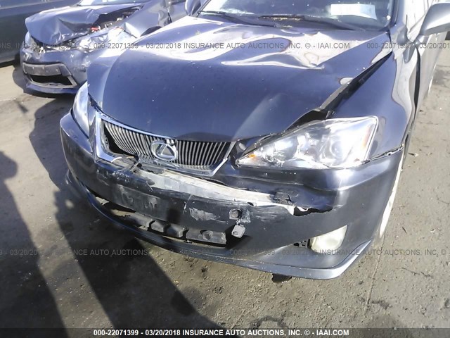 JTHBE262672009345 - 2007 LEXUS IS 350 GRAY photo 6