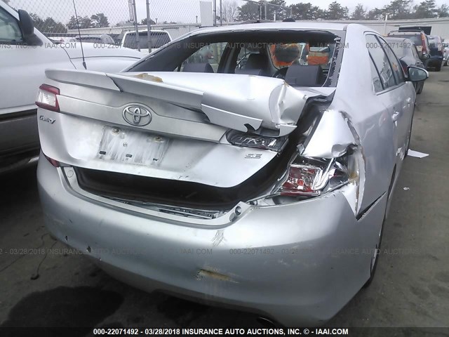 4T1BF1FK7CU182035 - 2012 TOYOTA CAMRY SE/LE/XLE SILVER photo 6