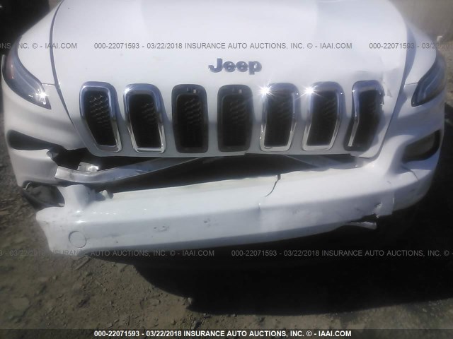 1C4PJLCB6EW225635 - 2014 JEEP CHEROKEE LATITUDE WHITE photo 6