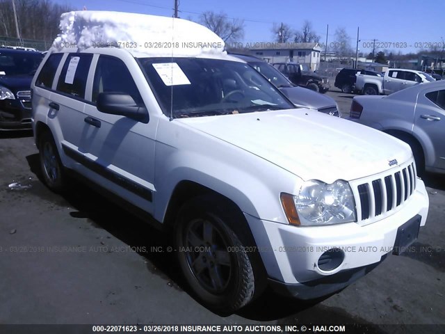 1J4GR48K75C653054 - 2005 JEEP GRAND CHEROKEE LAREDO/COLUMBIA/FREEDOM 白色 照片 1