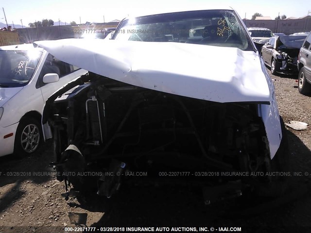 1GCHC29U25E291509 - 2005 CHEVROLET SILVERADO C2500 HEAVY DUTY WHITE photo 6