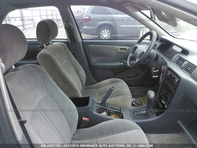 4T1BG22K1VU059035 - 1997 TOYOTA CAMRY CE/LE/XLE 白色 照片 5