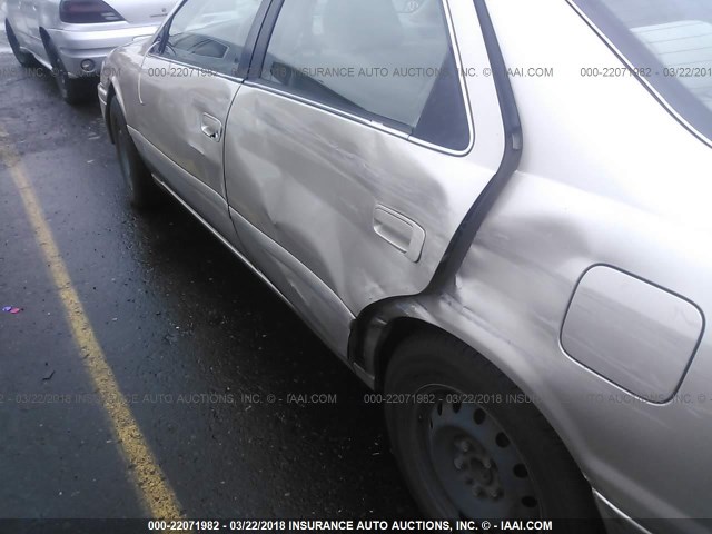JT2BG22K710570411 - 2001 TOYOTA CAMRY CE/LE/XLE 香槟色 照片 6