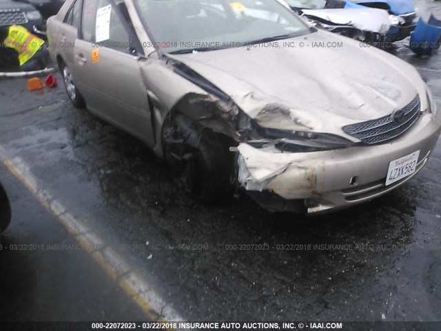 JTDBE32K530147252 - 2003 TOYOTA CAMRY LE/XLE TAN photo 1