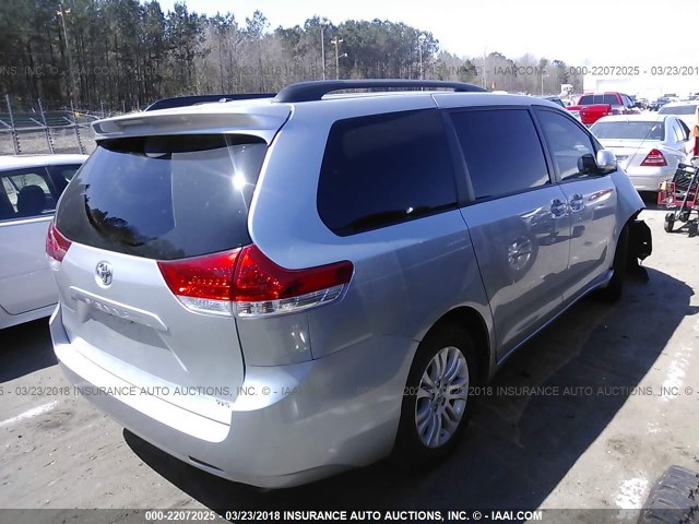 5TDYK3DC6ES515740 - 2014 TOYOTA SIENNA XLE/LIMITED SILVER photo 4