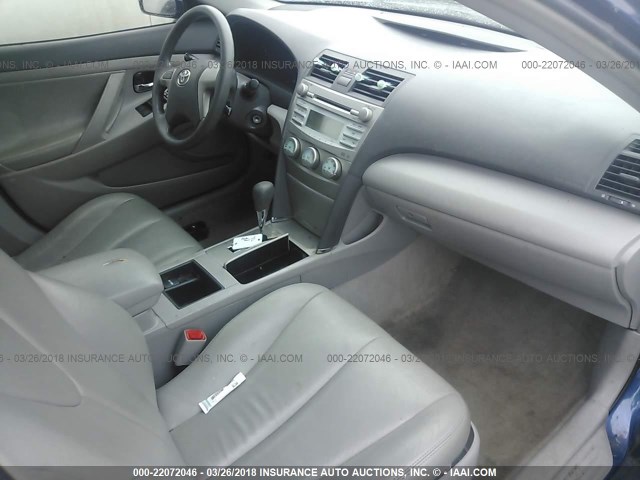 4T1BE46K19U335389 - 2009 TOYOTA CAMRY SE/LE/XLE 蓝色 照片 5