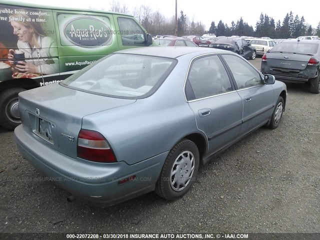 JHMCD5633RC094224 - 1994 HONDA ACCORD LX GREEN photo 4