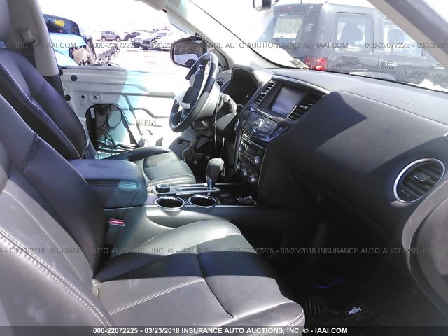 5N1AR2MM5GC635268 - 2016 NISSAN PATHFINDER S/SV/SL/PLATINUM 白色 照片 5