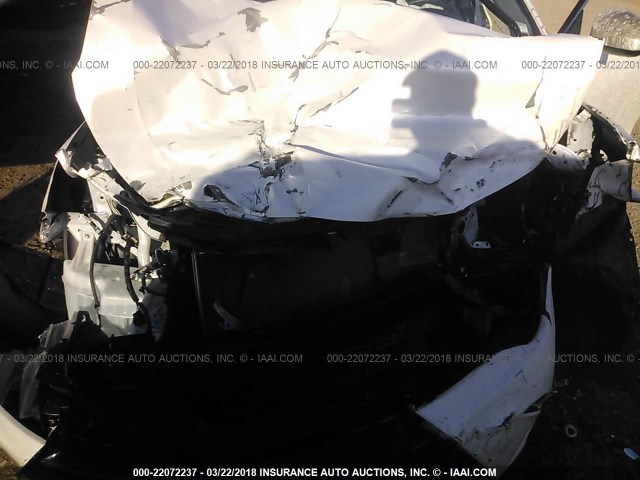 4T1BF1FK9GU158356 - 2016 TOYOTA CAMRY LE/XLE/SE/XSE WHITE photo 10