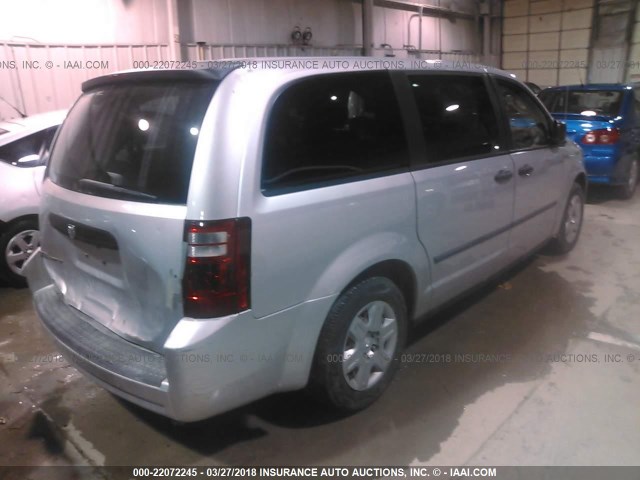 1D8HN44H18B135372 - 2008 DODGE GRAND CARAVAN SE SILVER photo 4