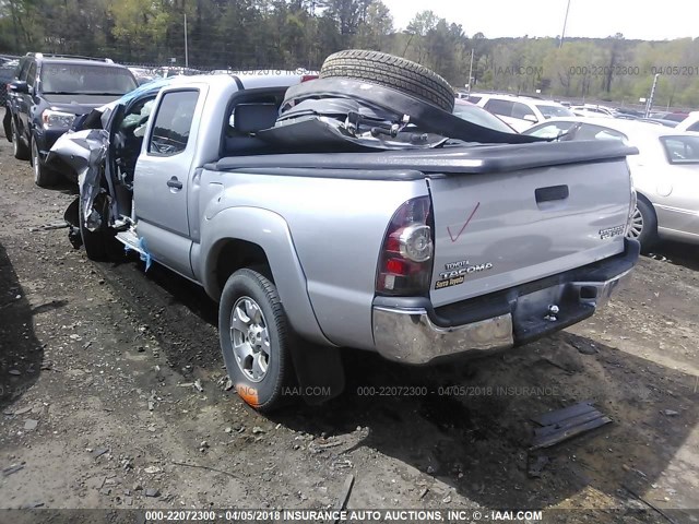 5TEJU4GN1AZ698489 - 2010 TOYOTA TACOMA DOUBLE CAB PRERUNNER SILVER photo 3