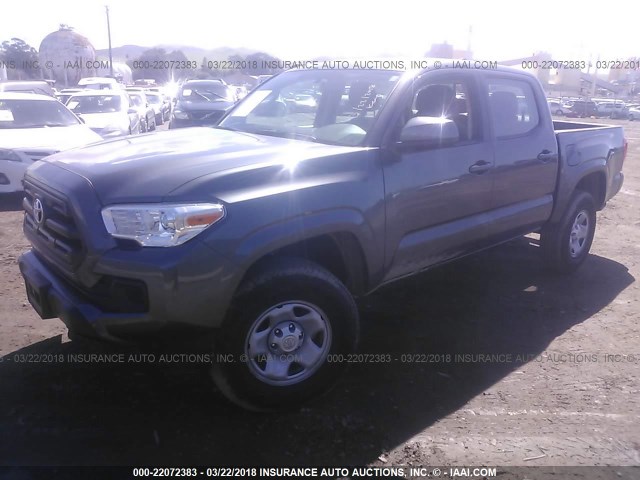 3TMCZ5AN6HM075689 - 2017 TOYOTA TACOMA DBL CAB/SR/TRDSPT/OR/PRO ნაცრისფერი ფოტო 2