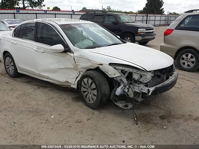 1HGCP2F35CA144035 - 2012 HONDA ACCORD LX WHITE photo 6