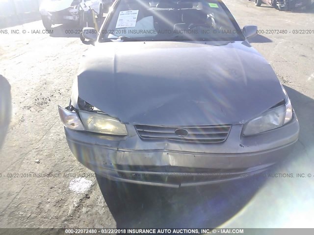 JT2BF22K0V0021853 - 1997 TOYOTA CAMRY LE/XLE TAN photo 6