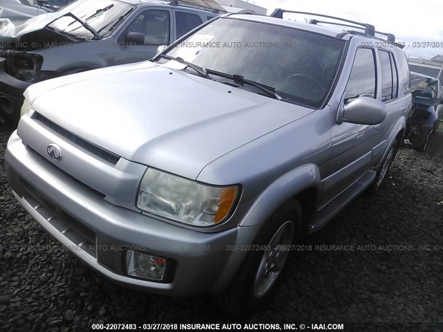 JNRDR09Y42W250356 - 2002 INFINITI QX4 SILVER photo 2