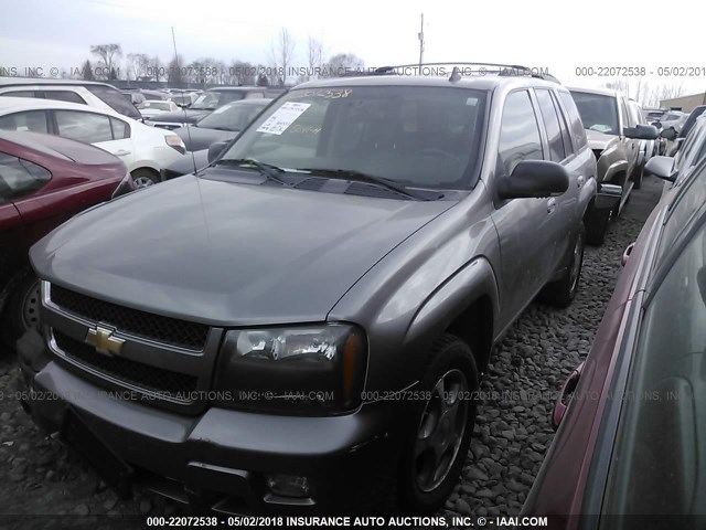 1GNDT13S562130923 - 2006 CHEVROLET TRAILBLAZER LS/LT GRAY photo 2