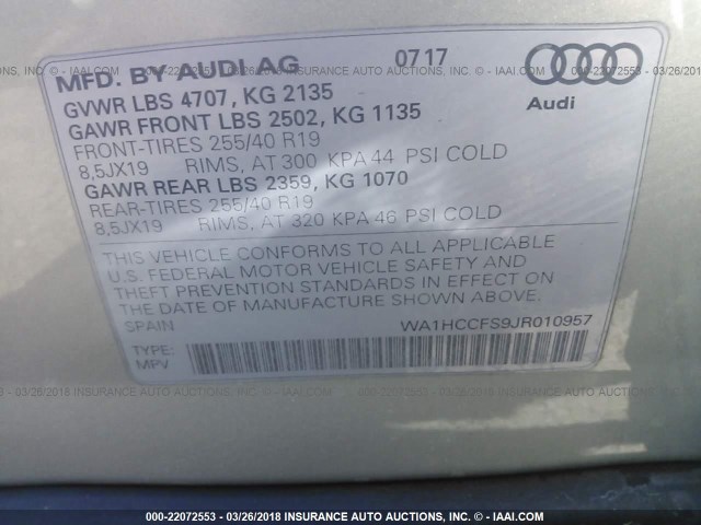 WA1HCCFS9JR010957 - 2018 AUDI Q3 SILVER photo 9