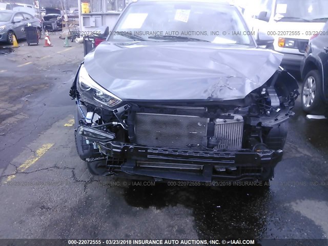 KM8J3CA22GU155712 - 2016 HYUNDAI TUCSON LIMITED/SPORT AND ECO/SE GRAY photo 6