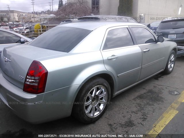 2C3JA53G95H665252 - 2005 CHRYSLER 300 TOURING SILVER photo 4