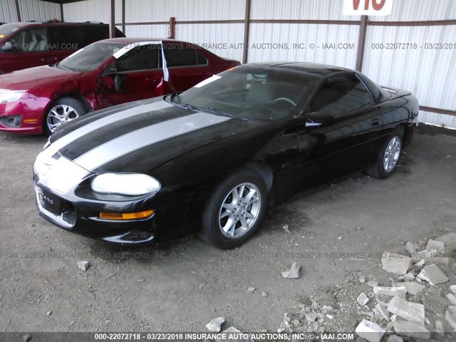 2G1FP22K622160135 - 2002 CHEVROLET CAMARO BLACK photo 2