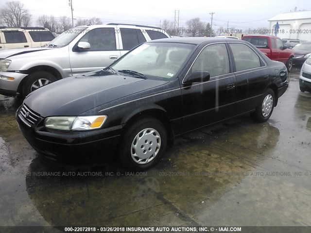 4T1BG22K2VU126788 - 1997 TOYOTA CAMRY CE/LE/XLE 黑色 照片 2