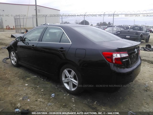 4T1BF1FK0EU777442 - 2014 TOYOTA CAMRY L/SE/LE/XLE 黑色 照片 3