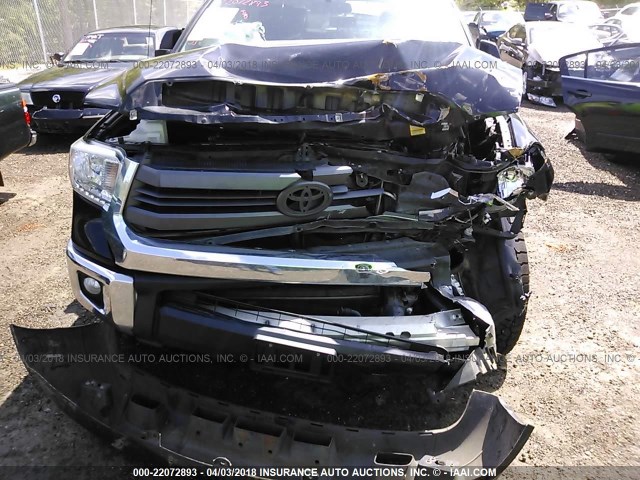 5TFEM5F17EX070424 - 2014 TOYOTA TUNDRA CREWMAX SR5 BLACK photo 6