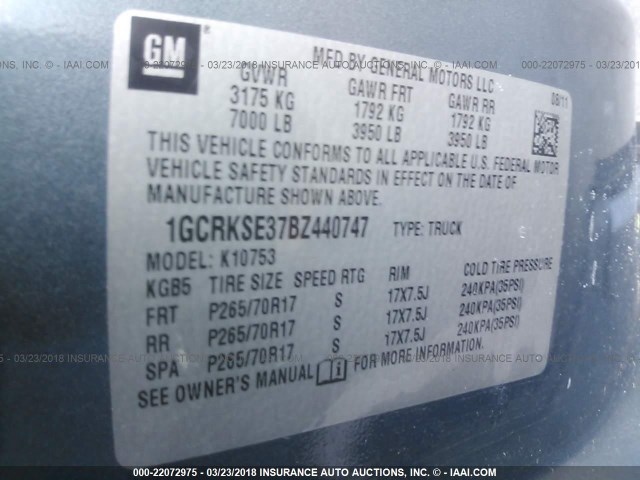 1GCRKSE37BZ440747 - 2011 CHEVROLET SILVERADO K1500 LT GRAY photo 9