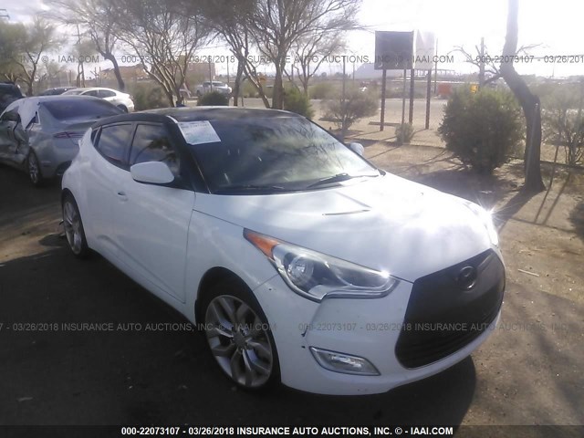 KMHTC6AD1DU162092 - 2013 HYUNDAI VELOSTER WHITE photo 1