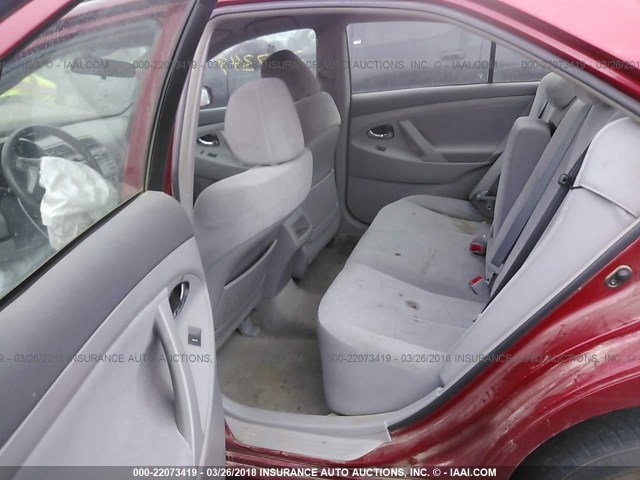 4T1BF3EK4AU112213 - 2010 TOYOTA CAMRY SE/LE/XLE წითელი ფოტო 8