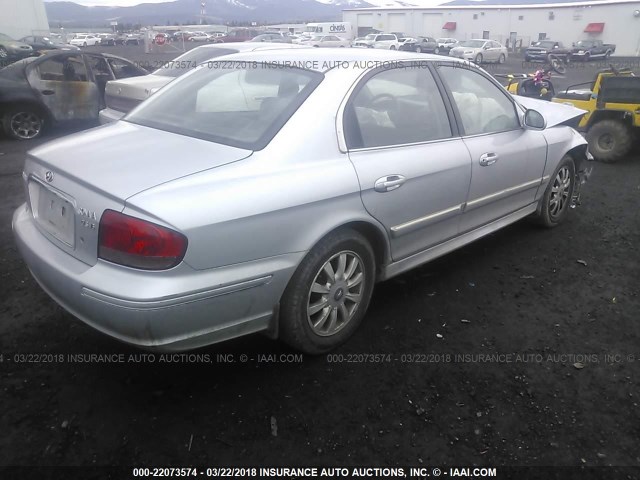 KMHWF35H72A720901 - 2002 HYUNDAI SONATA GLS/LX GRAY photo 4