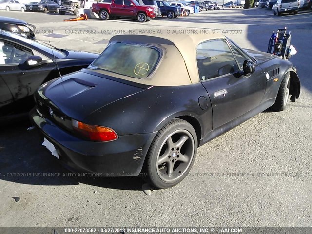 4USCJ3334WLG20291 - 1998 BMW Z3 2.8 BLACK photo 4