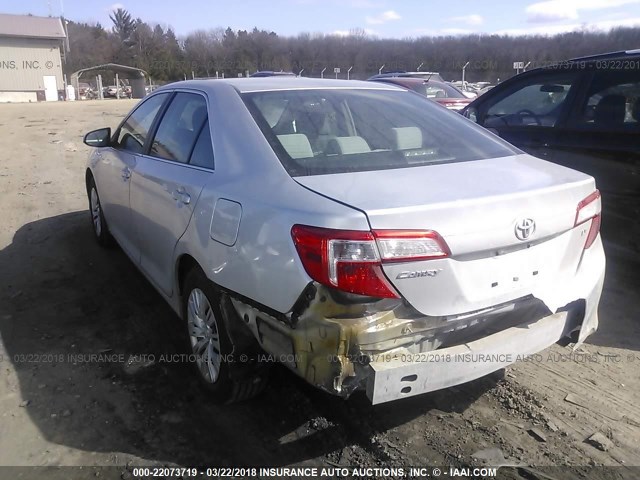 4T4BF1FK4CR234727 - 2012 TOYOTA CAMRY SE/LE/XLE SILVER photo 3