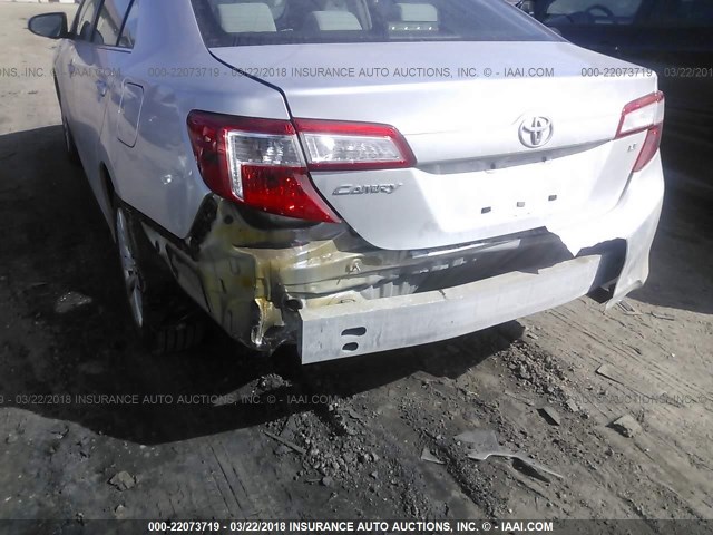 4T4BF1FK4CR234727 - 2012 TOYOTA CAMRY SE/LE/XLE SILVER photo 6