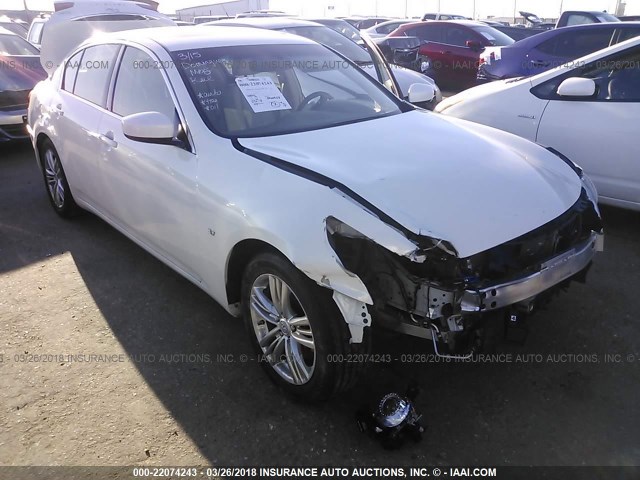 JN1CV6AP6FM580694 - 2015 INFINITI Q40 WHITE photo 1