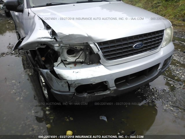 1FMZU73E52UA19128 - 2002 FORD EXPLORER XLT SILVER photo 6