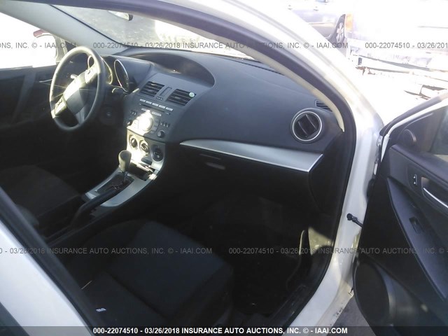 JM1BL1SGXA1223643 - 2010 MAZDA 3 I WHITE photo 5